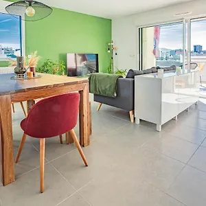 Centre Avec Rooftop , Marseille France