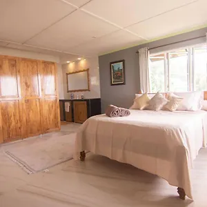 Appartement Azamat Self-catering, Pointe La Rue