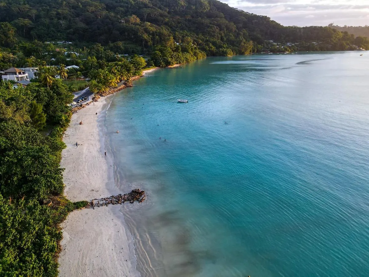 Nautilus Apartments Anse Royale